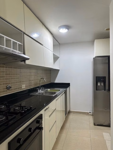 APARTMENT FOR SALE IN CARRASQUILLA – WALKING DISTANCE TO PARQUE OMAR