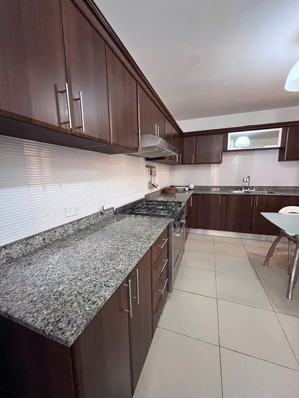 SALE OF APARTMENT SOPHIA TOWER