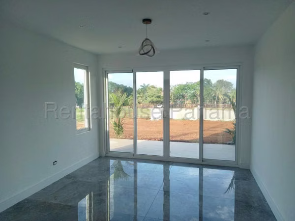 House for Sale in Pedasi Playa El Toro - With Water Well and Solar Panels 26YCG2053