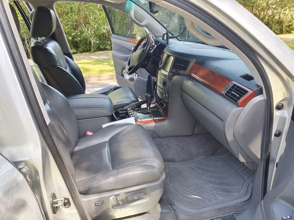 LEXUS LX 570 - LA MEJOR OFERTA - NO BUSQUE MAS.