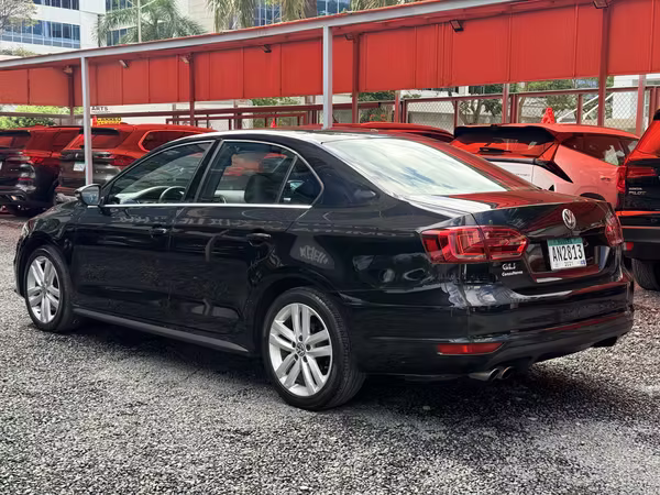 VOLKSWAGEN JETTA GLI