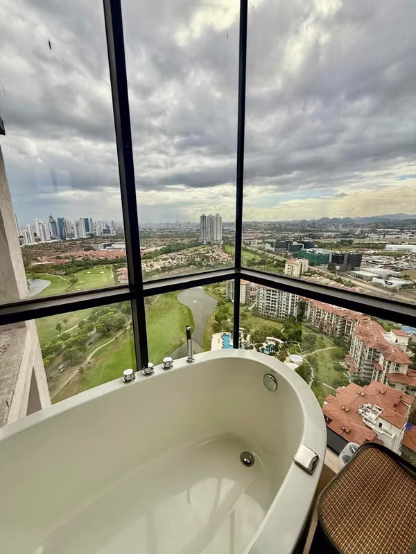 FOR RENT – ULTRA-LUXURY PENTHOUSE IN SANTA MARÍA GOLF &amp; COUNTRY CLUB