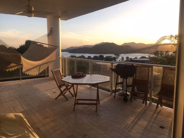 PENTHOUSE ! Amador Heights 287 m2 3 rec 3 ba cercano a Albrook, Clayton, Ancon, Embassy Club