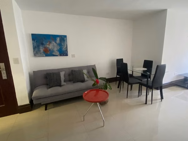 ALQUILO APARTAMENTO AMOBLADO TIPO ESTUDIO INCLUYE SERVICIOS-P