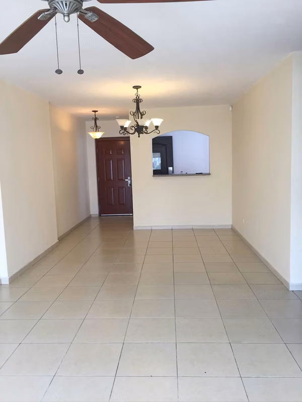 Prime Location in El Cangrejo, PH Portobello