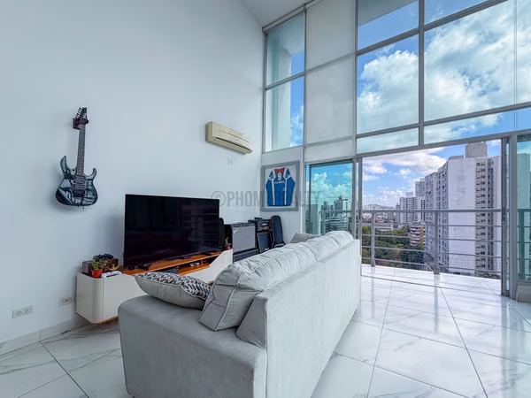 Loft-style apartment for sale in Vía Argentina Panama – 120 m², double-height ceilings