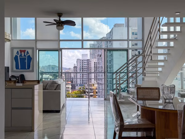 Loft-style apartment for sale in Vía Argentina Panama – 120 m², double-height ceilings