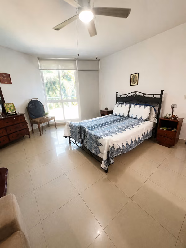 LIVE TO OFF THE OFF! Apartment as Nuevo in Carrasquilla. WF