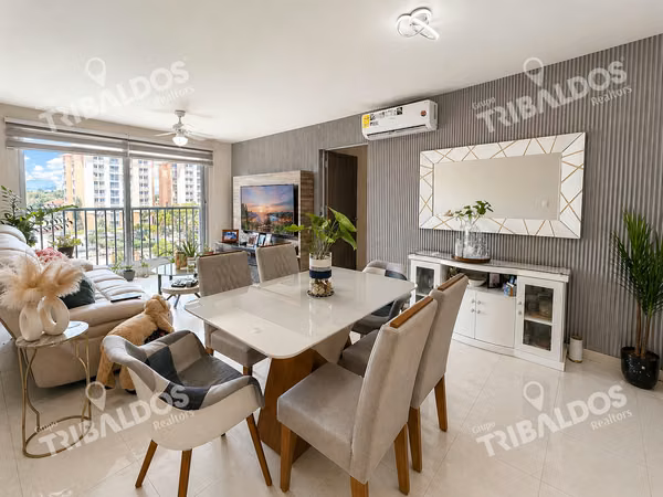 Venta de Apartamento en PH Torres de Versalles II