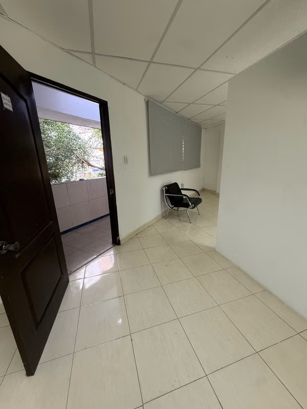 ALQUILER DE OFICINA EN VIA ESPAÑA 115 M2