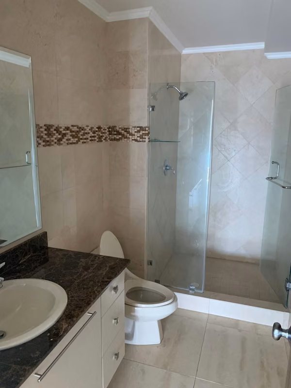 Avenida Balboa - 2 bedrooms, 2 bathrooms, 112 m2, near Marbella, Punta Pacifica, Casco Viejo