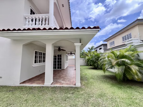 House  for Sale  PH  Rainforest Villas (Ancón)