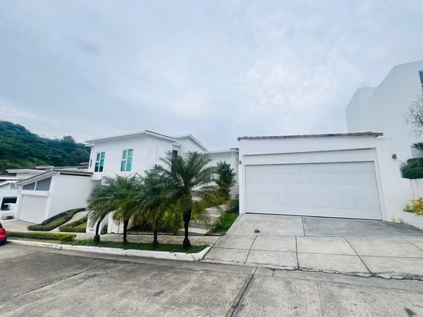 Unique house for sale in Altos de Panama
