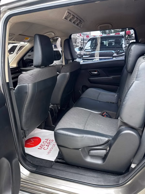 SUZUKI XL7 / AUTO FAMILIAR / FINANCIABLE
