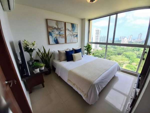 GORGEOUS 3 bed 3 ba near San Francisco, Coco del Mar, Via España