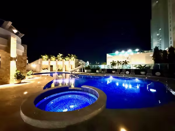 Rental Apartment Amoblado 4 Recamaras Vitri width on the East Coast