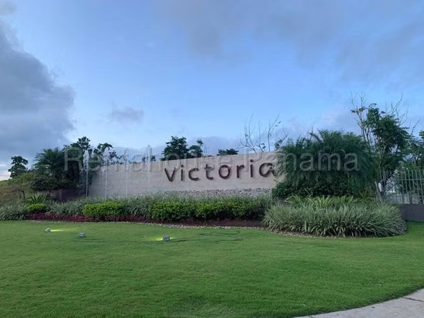Venta Casa Victoria Paseo del Norte Brisas del Golf 26YCG7532