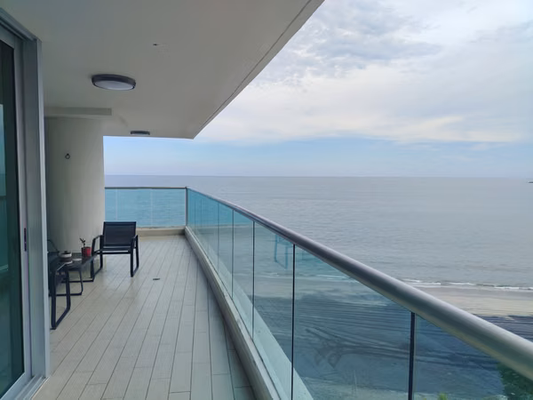 Se Vende Apartamento de playa en Ph Bahia Resort, Playa Serena en Nuevo Gorgona
