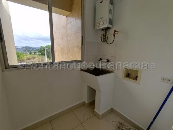 Apartamento En Alquiler En La Chorrera ABS