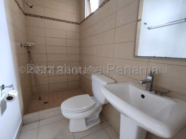 Apartamento En Alquiler En La Chorrera ABS
