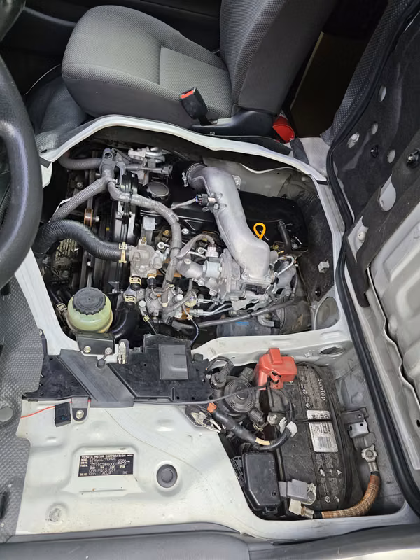 Toyota Hiace PANEL 2024 Manual Diesel en EXCELENTES CONDICIONES POCO USO 81,000 Kilometros Precio 25,999 NEGOCIABLE