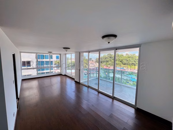 Apartment for Sale in Villa de las Fuentes AK