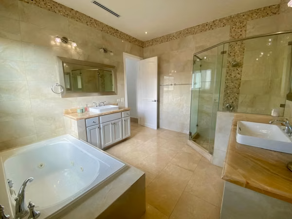 Sale of House in Santa Maria
