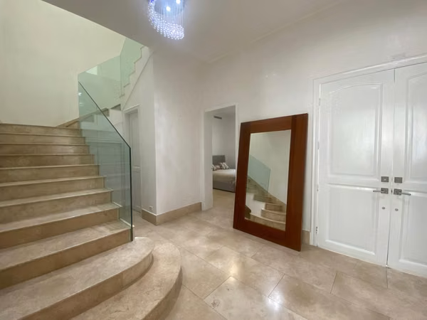 Sale of House in Santa Maria
