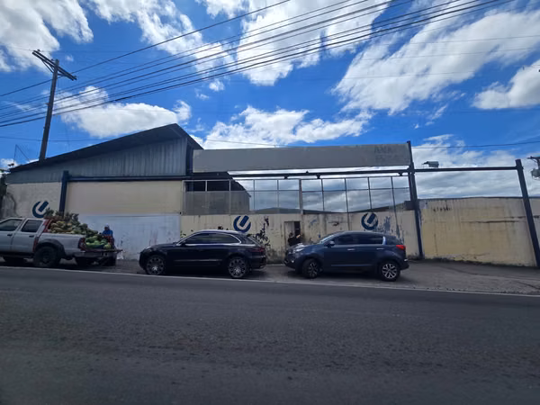 Warehouse for rent in Villa Grecia, 2,900 square meters, negotiable.