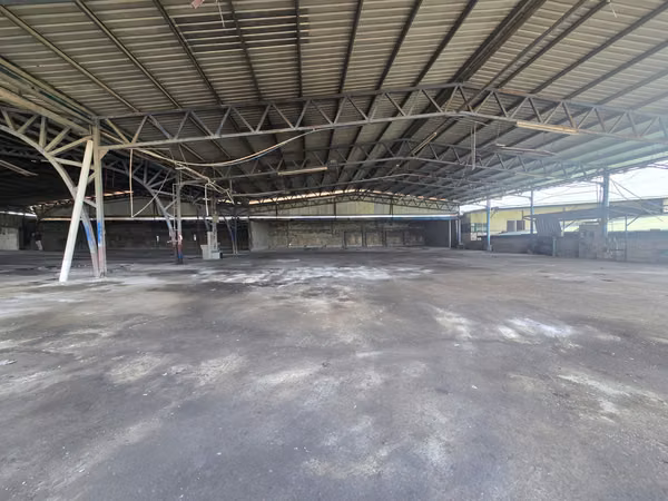 Warehouse for rent in Villa Grecia, 2,900 square meters, negotiable.
