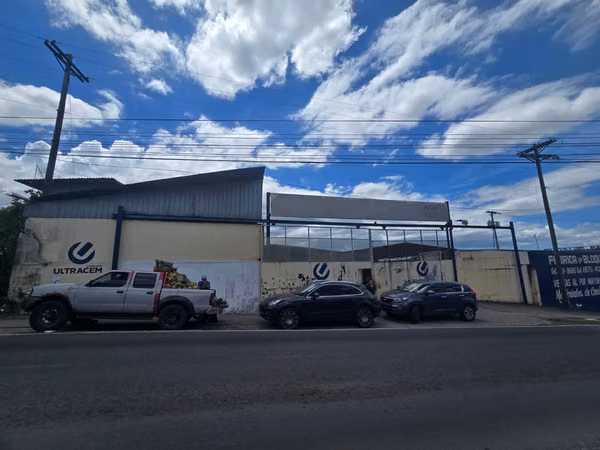 Warehouse for rent in Villa Grecia, 2,900 square meters, negotiable.