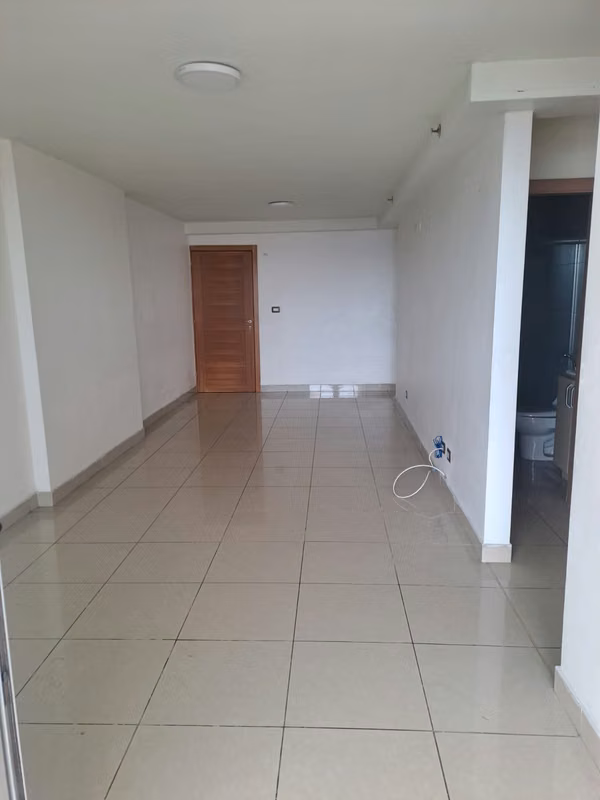 Se Vende / Se Alquila Apartamento Ph Rokas