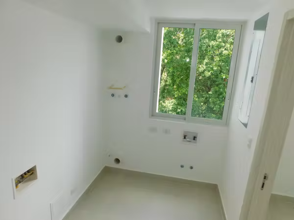 Live surrounded by nature and comfort in Clayton