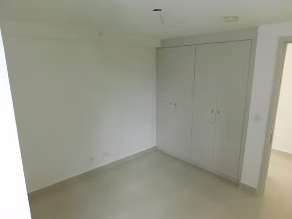 Live surrounded by nature and comfort in Clayton