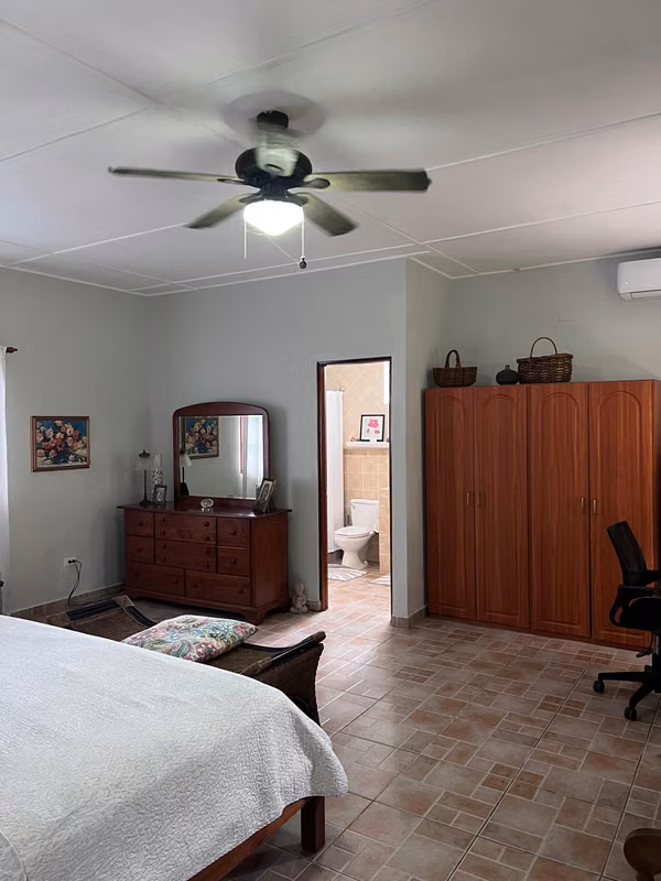 INVESTMENT READY: PARADISE INN AIRBNB PROPERTY