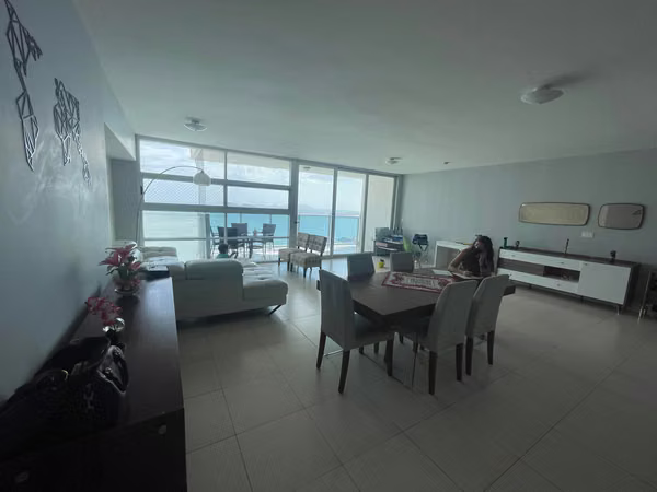 Venta de Apartamento en Avenida Balboa Ph Waters On The Bay Mts2: 258 PD