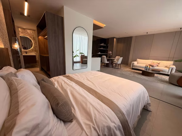 Invierte en Calle Uruguay desde $305k: Modelos de Renta Corta con Permiso Airbnb