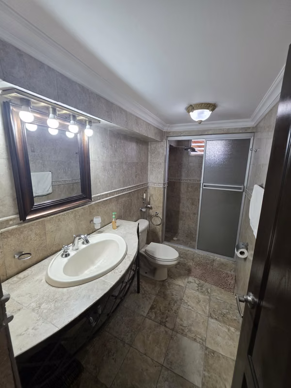 House for Sale, walking distance to Subway