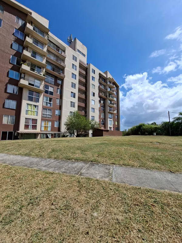 Apartamento en Alquiler 3 Recámaras | Cerca Metro Villa Zaita | PH Vistas del Rocío