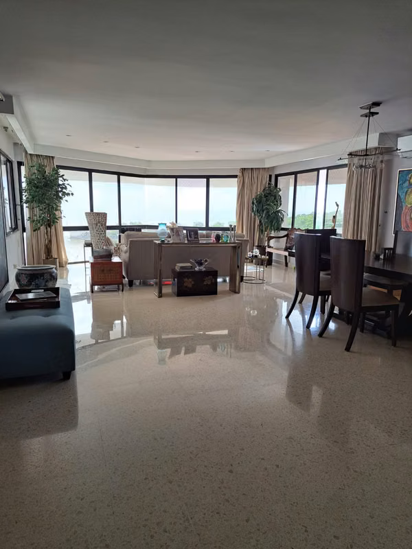 Se alquila Apartamento amoblado en Coco del Mar / 3 rec