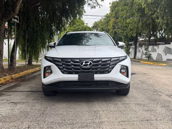 HYUNDAI TUCSON 2024