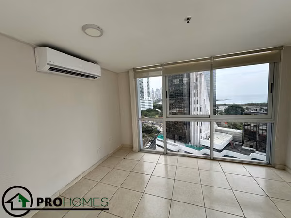 BALBOA AVENUE... SEA VIEW... 100 M2... 2 PARKING... 2 BATHROOMS... REMODELED