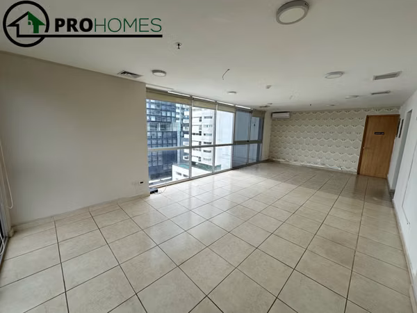 BALBOA AVENUE... SEA VIEW... 100 M2... 2 PARKING... 2 BATHROOMS... REMODELED