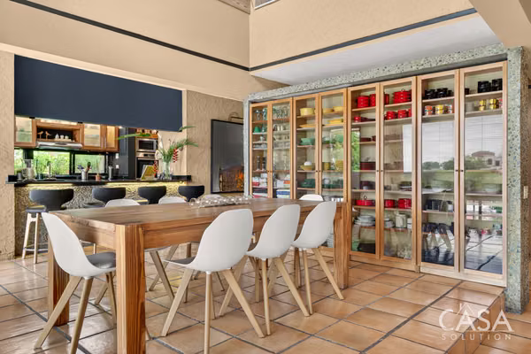 Architect-Designed Bioclimatic Home with Private Office Suite for Sale in Dos Mares, Panama City