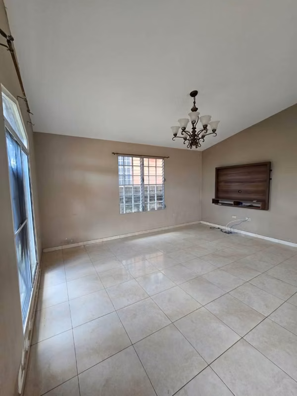 VENDO $119,000 / COMUNIDAD PRIVADA / PANAMÁ NORTE / CIUDAD DEL LAGO / LAS CUMBRES /