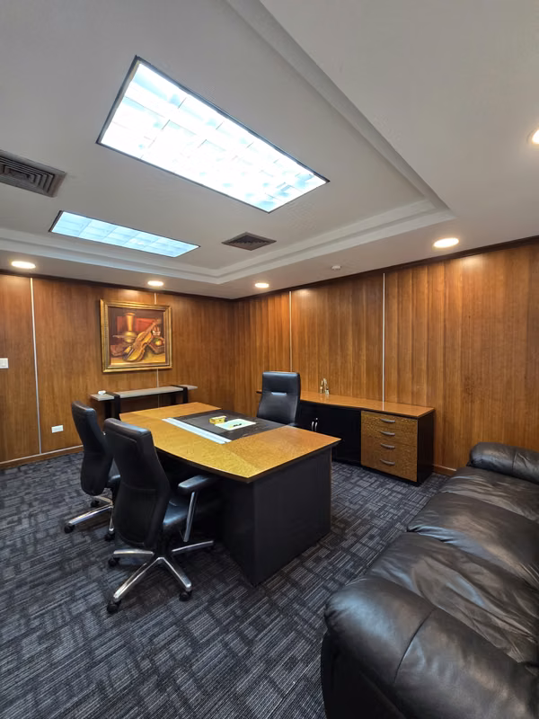 SE ALQUILAN OFICINAS EN CALLE 50, PAN AMERICAN LIFE PLAZA