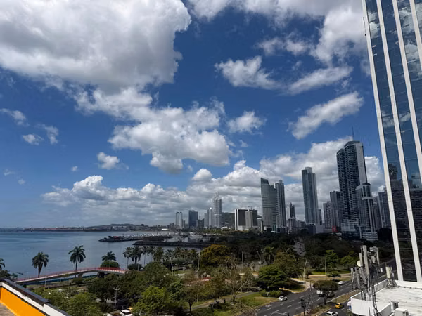 Apartment for Sale PH BAYFRONT TOWER - Facing the Coastal Strip