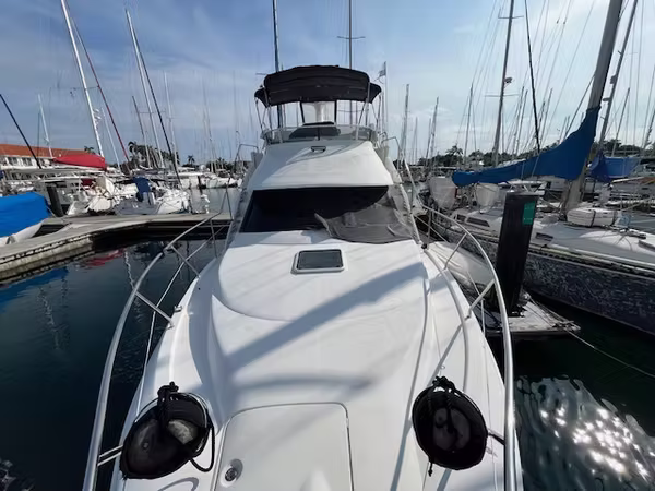 Boat-Yacth-