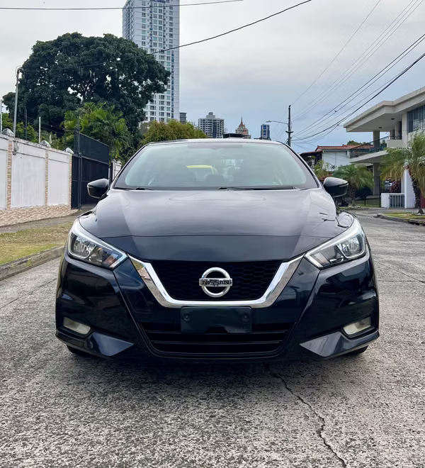 Nissan versa 2021