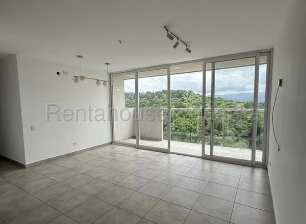 Sale of Apartment in Brisas del Golf BDP